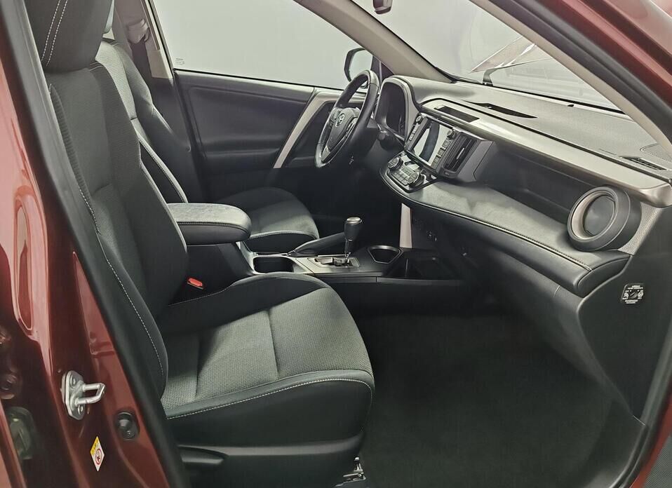 Toyota RAV4, IV (CA40) Рестайлинг 2.0 CVT (146 л.с.) 4WD
