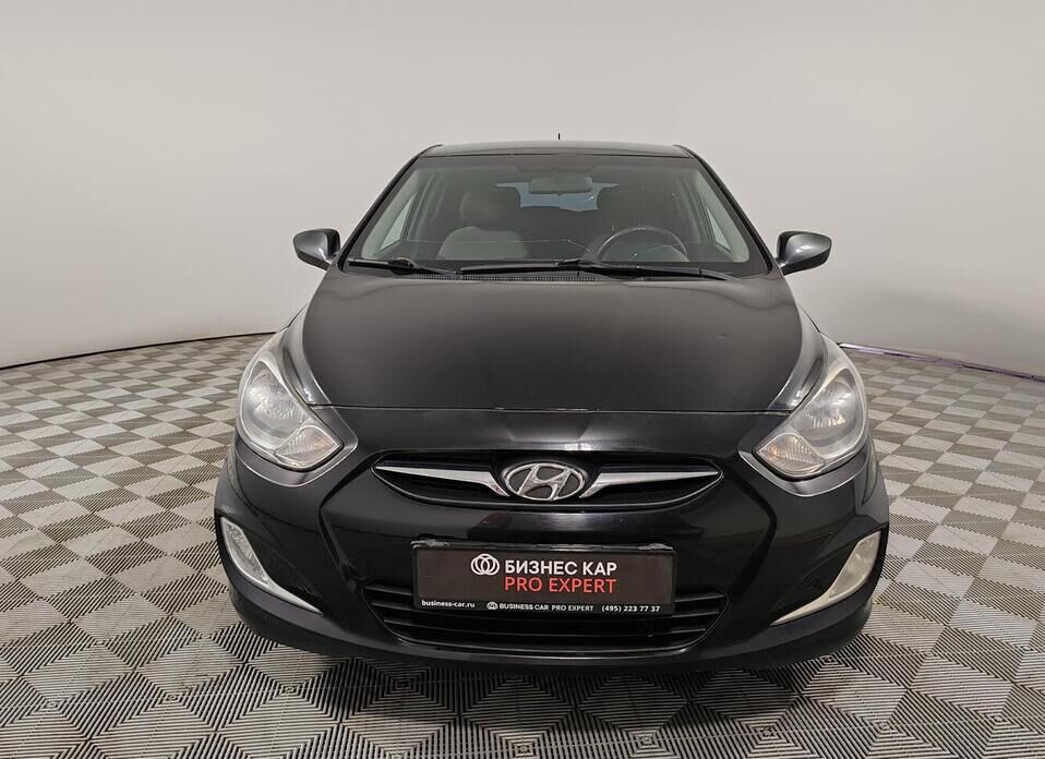 Hyundai Solaris, I 1.4 AT (107 л.с.)
