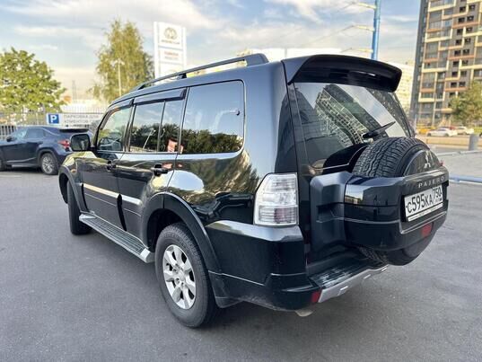 Mitsubishi Pajero, 2014 г., 215 709 км