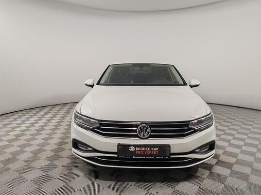 Volkswagen Passat, 2020&nbsp;г., 102&nbsp;917&nbsp;км