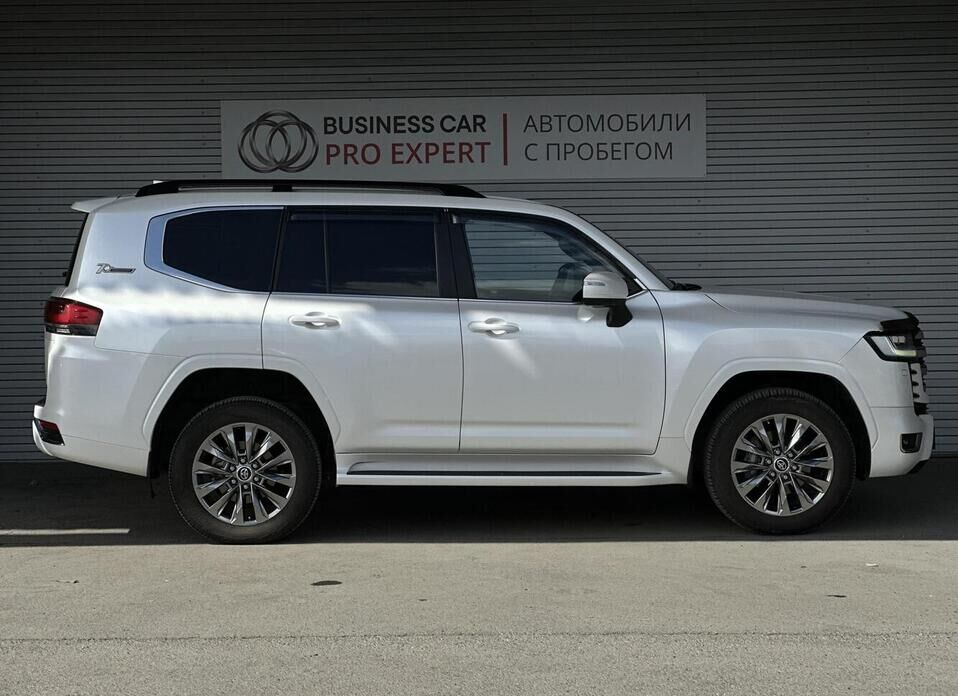 Toyota Land Cruiser, 300 Series 3.5 AT (415 л.с.) 4WD