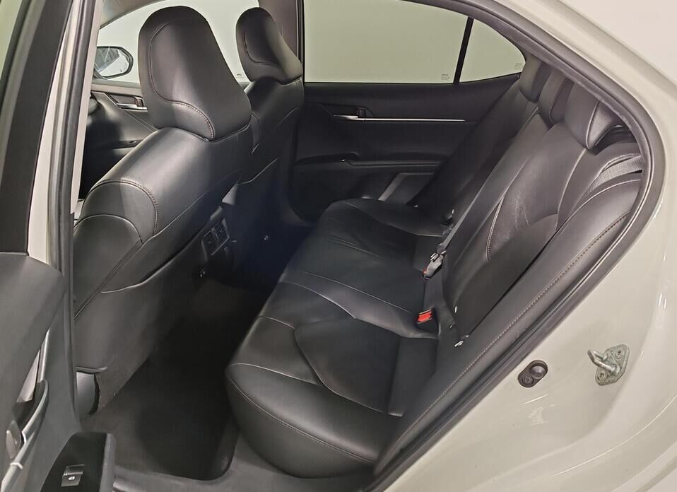 Toyota Camry, VIII (XV70) 2.0 AT (150 л.с.)