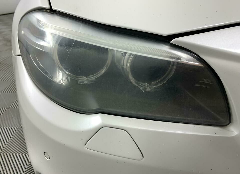 BMW 5 серии 528i xDrive 2.0 AT (245 л.с.) 4WD