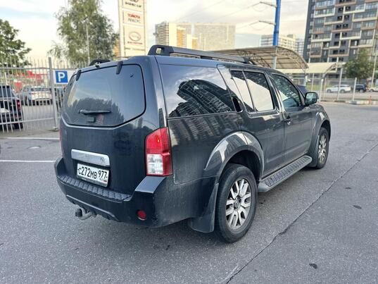 Nissan Pathfinder, 2010 г., 305 904 км