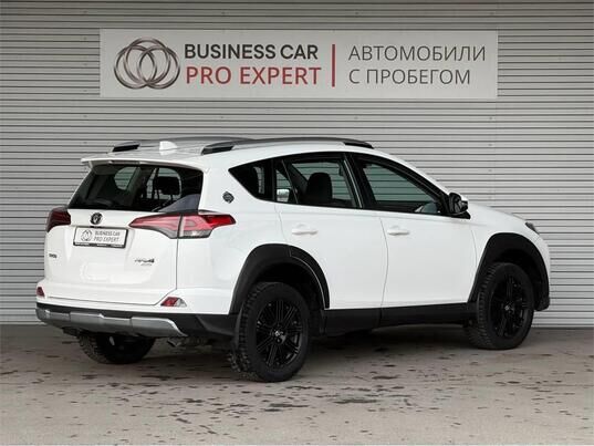 Toyota RAV4, 2018 г., 198 201 км