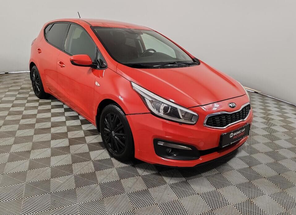 Kia Ceed, II Рестайлинг 1.6 AT (130 л.с.)