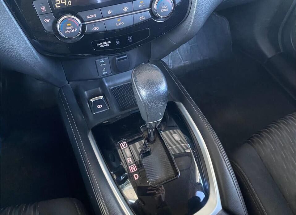 Nissan X-Trail, III Рестайлинг 2.0 CVT (144 л.с.) 4WD