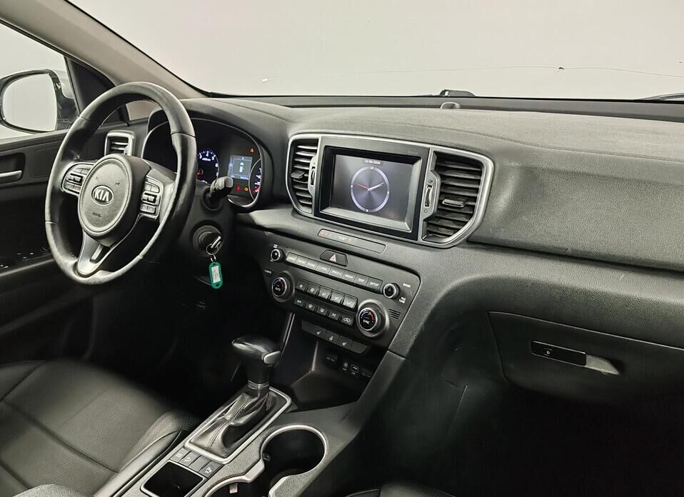 Kia Sportage, IV 2.0 AT (150 л.с.)