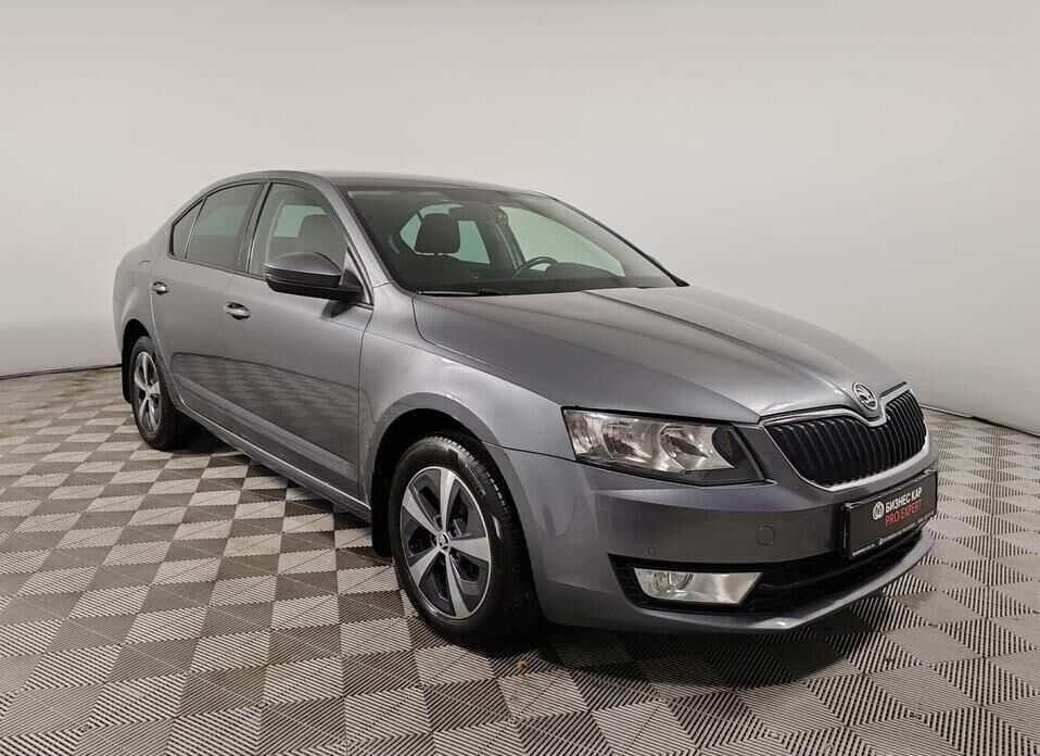 Skoda Octavia, III (A7) 1.6 MT (110 л.с.)
