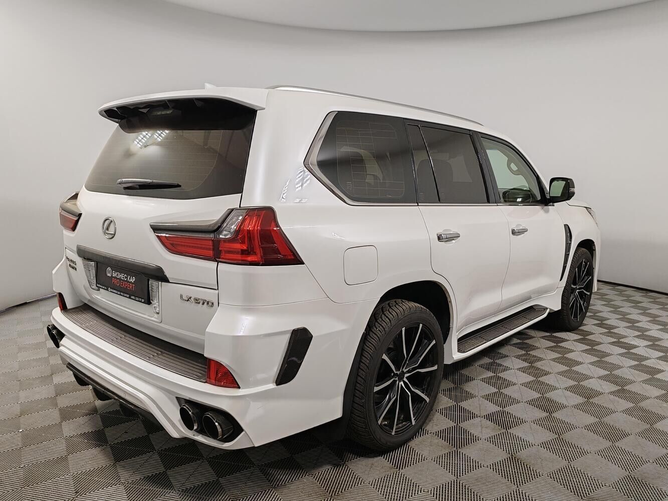 Lexus LX, 2017&nbsp;г., 65&nbsp;282&nbsp;км