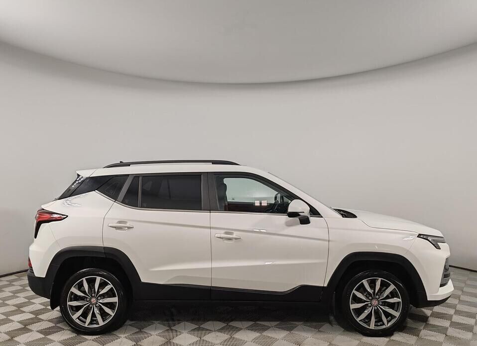 Москвич 3 1.5 CVT (136 л.с.)