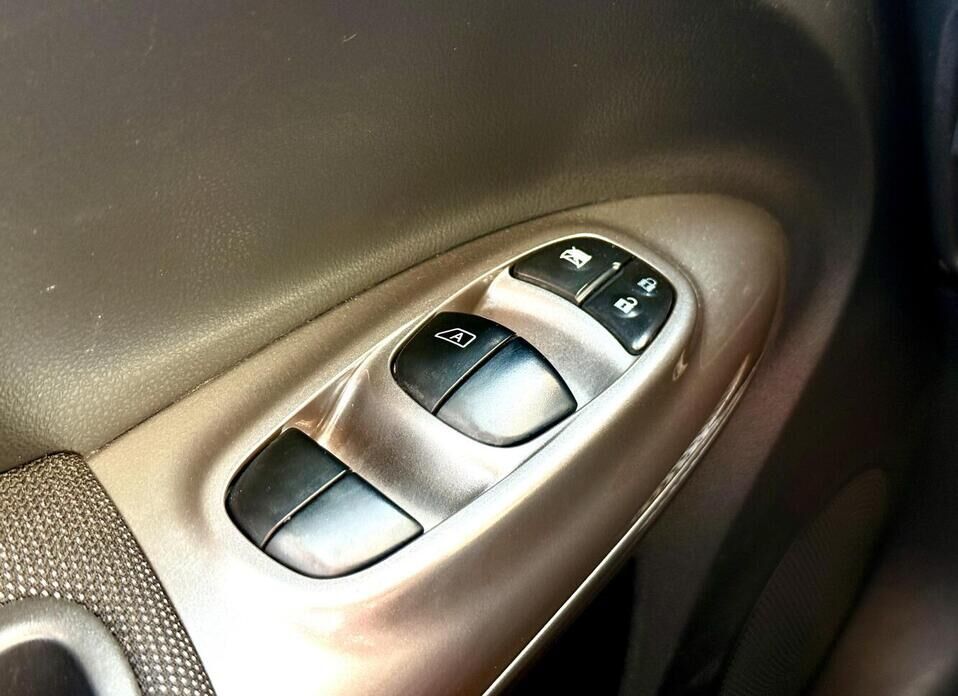 Nissan Juke, I 1.6 CVT (190 л.с.) 4WD