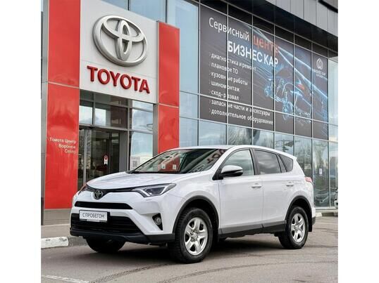 Toyota RAV4, 2018&nbsp;г., 71&nbsp;587&nbsp;км