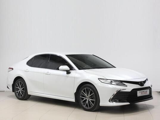 Toyota Camry, 2022 г., 80 317 км