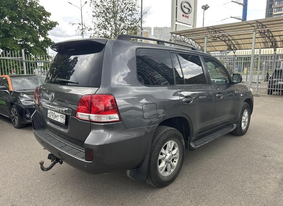 Toyota Land Cruiser, 200 Series 4.7 AT (288 л.с.) 4WD