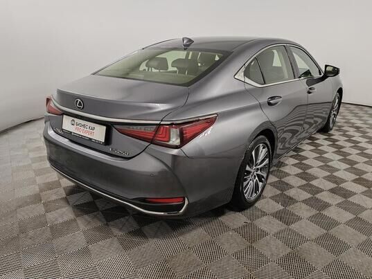 Lexus ES, 2020 г., 125 634 км