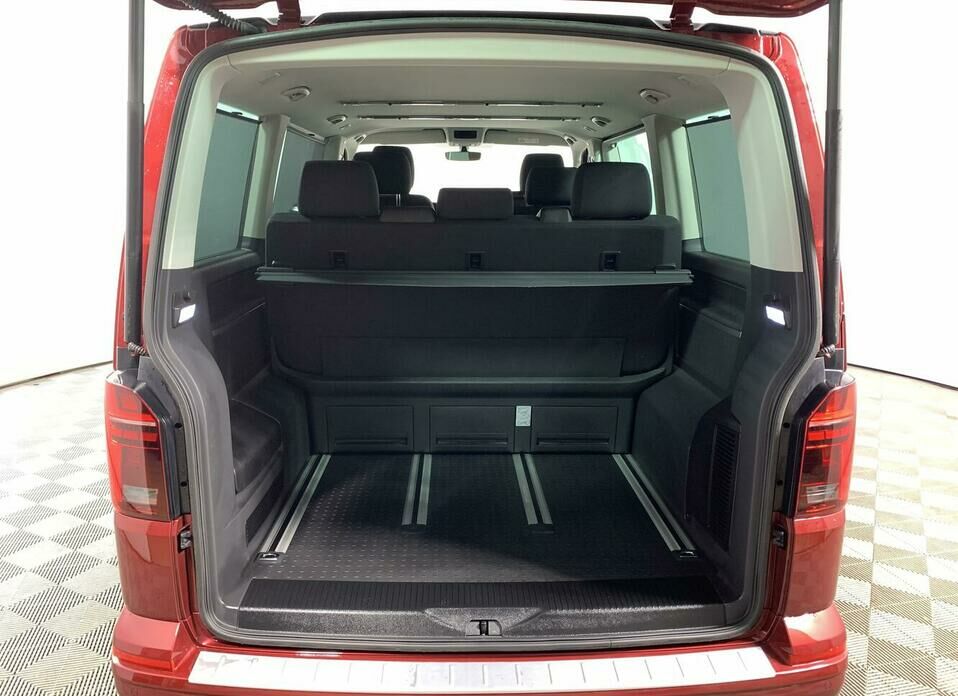 Volkswagen Multivan 2.0d AMT (199 л.с.) 4WD