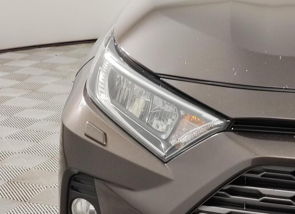 Toyota RAV4, V (XA50) 2.0 CVT (149 л.с.) 4WD