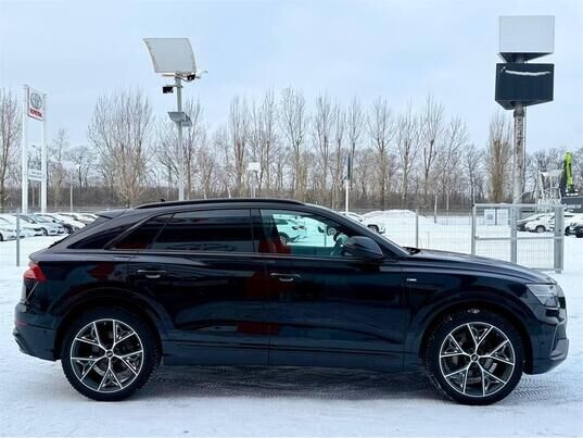 Audi Q8, 2019&nbsp;г., 164&nbsp;879&nbsp;км