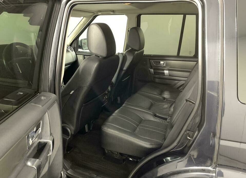 Land Rover Discovery 3.0d AT (245 л.с.) 4WD