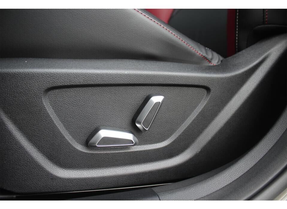 Geely Coolray, I Рестайлинг 1.5 AMT (147 л.с.)