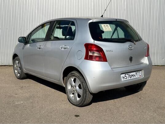 Toyota Yaris, 2007 г., 212 377 км