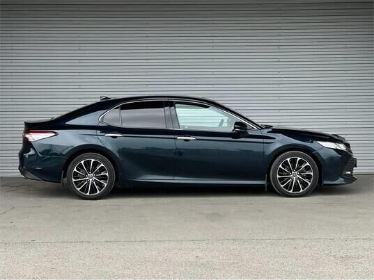 Toyota Camry, 2018 г., 127 502 км