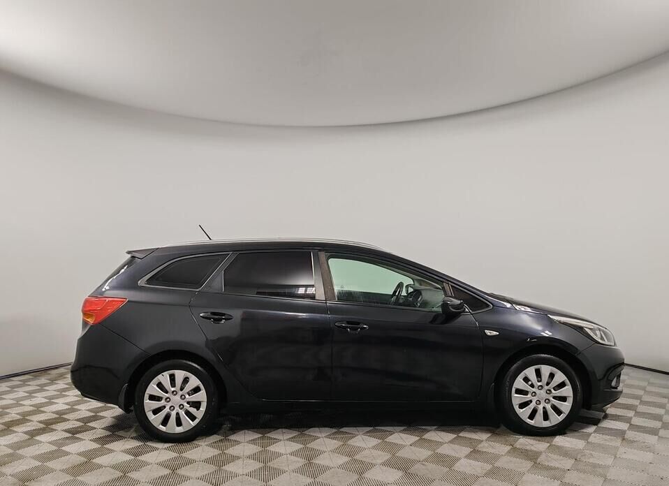 Kia Ceed, II Рестайлинг 1.6 AT (130 л.с.)