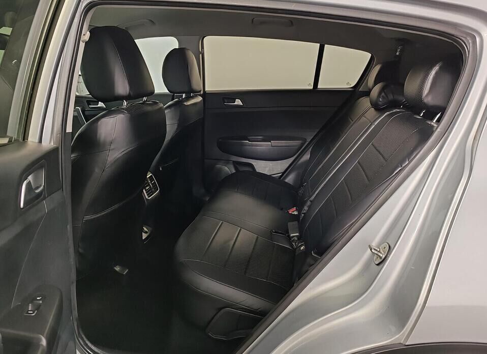 Kia Sportage, IV 2.0 AT (150 л.с.)