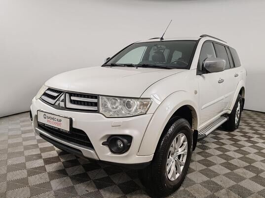 Mitsubishi Pajero Sport, 2014 г., 250 243 км