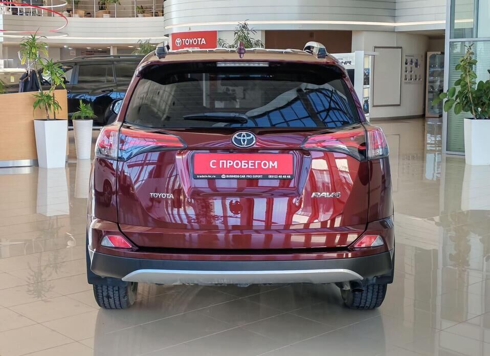 Toyota RAV4, IV (XA40) Рестайлинг 2.0 CVT (146 л.с.)