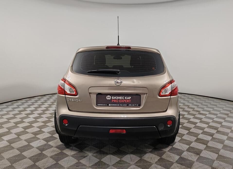 Nissan Qashqai, I Рестайлинг 2.0 CVT (141 л.с.) 4WD