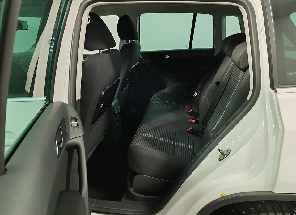 Volkswagen Tiguan, I 2.0 AT (170 л.с.) 4WD