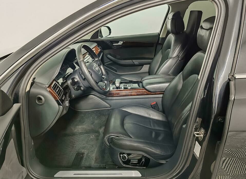 Audi A8 3.0 AT (290 л.с.) 4WD