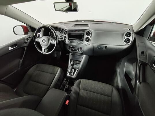 Volkswagen Tiguan, 2012 г., 183 976 км