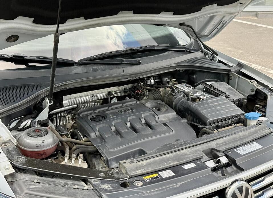 Volkswagen Tiguan, II 2.0d AMT (150 л.с.) 4WD