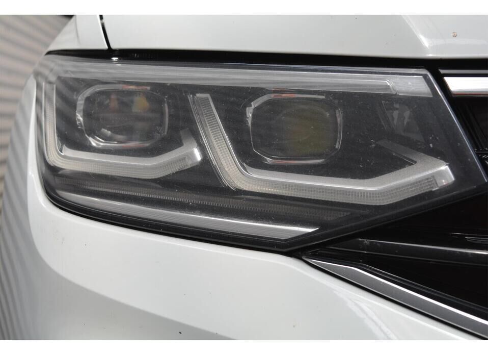 Volkswagen Tiguan, II Рестайлинг 2.0 AMT (180 л.с.) 4WD