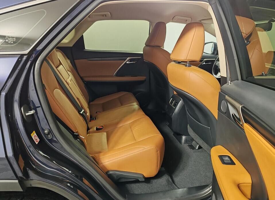 Lexus RX, IV Рестайлинг 300 2.0 AT (238 л.с.)