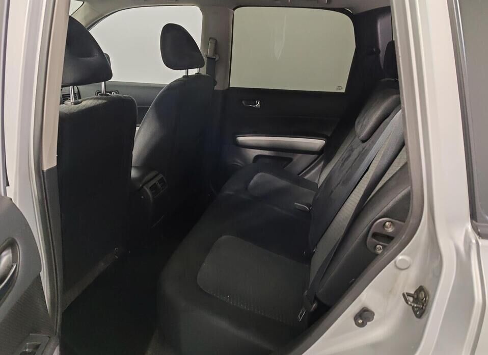Nissan X-Trail, II Рестайлинг 2.0 CVT (141 л.с.) 4WD