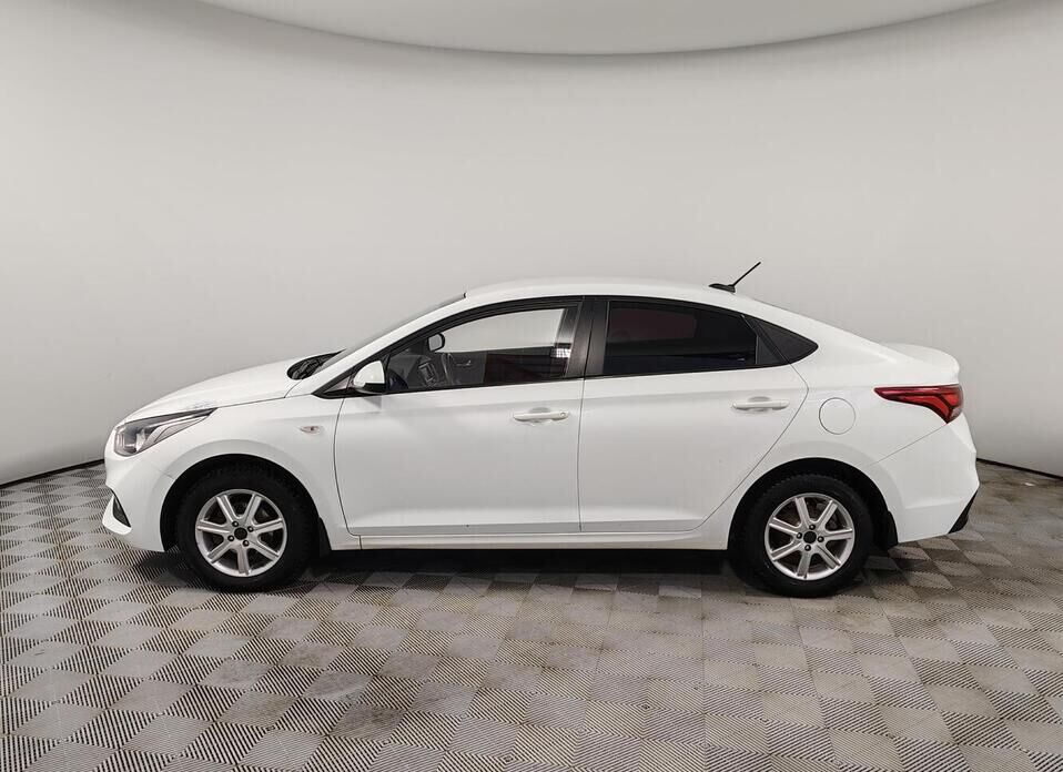 Hyundai Solaris, II 1.6 AT (123 л.с.)