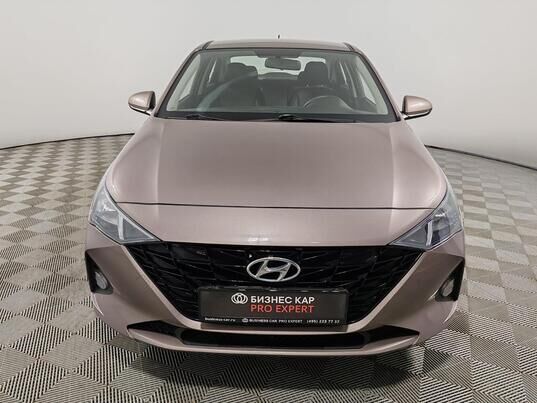 Hyundai Solaris, II Рестайлинг, 2021 г., 92 927 км