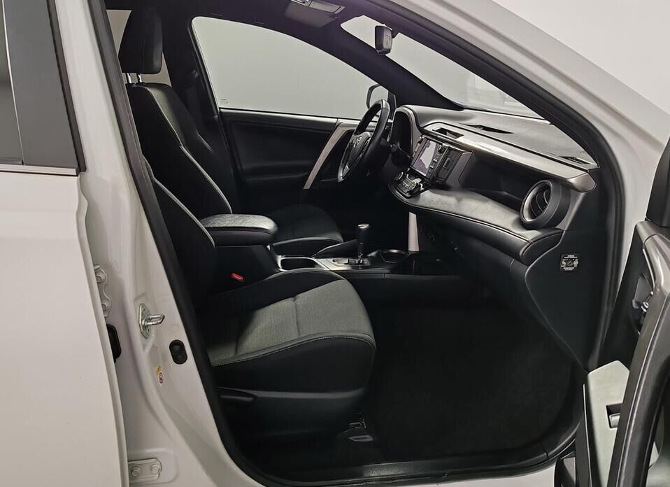 Toyota RAV4, IV (CA40) Рестайлинг 2.5 AT (180 л.с.) 4WD