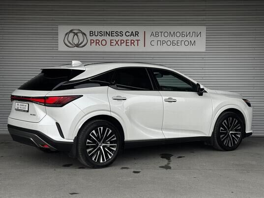 Lexus RX, 2023&nbsp;г., 3&nbsp;355&nbsp;км