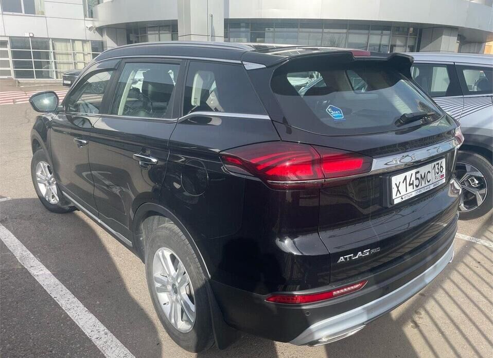 Geely Atlas Pro 1.5 AT (177 л.с.)