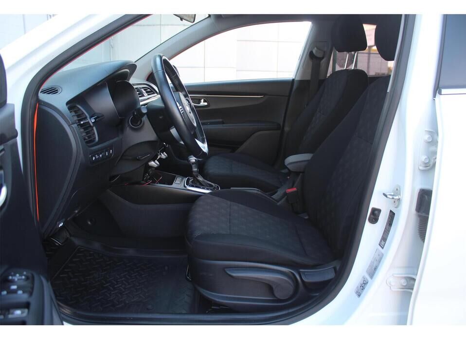 Kia Rio, IV X-Line 1.6 AT (123 л.с.)