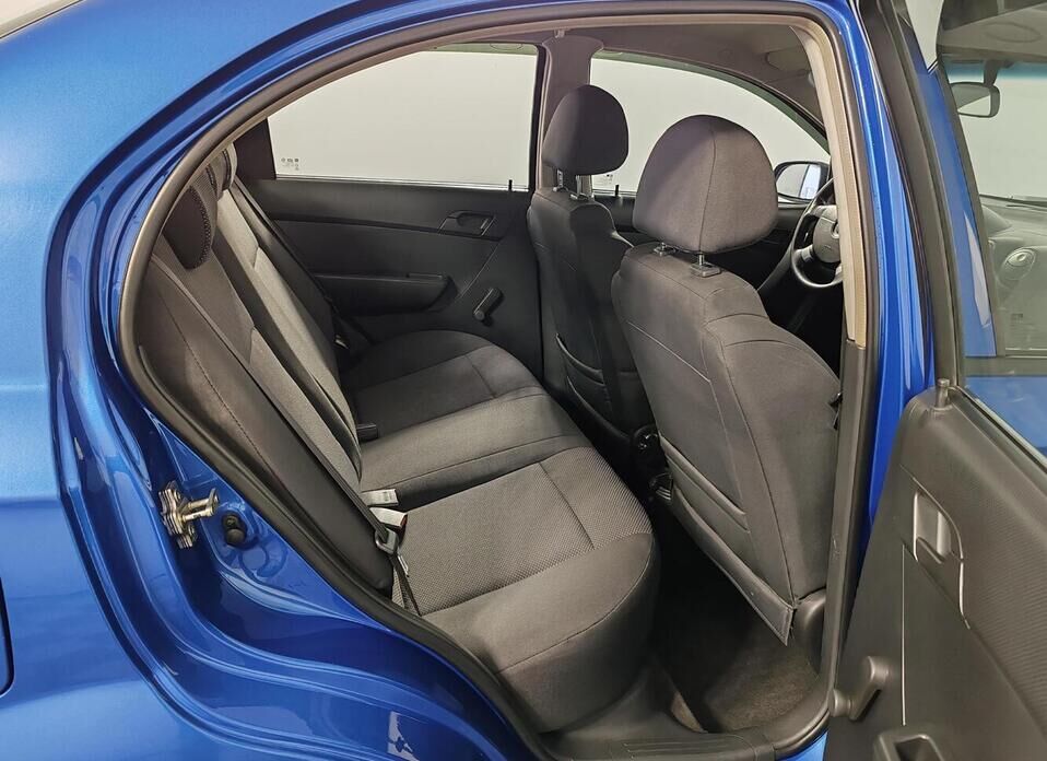 Chevrolet Aveo, I Рестайлинг 1.4 MT (101 л.с.)