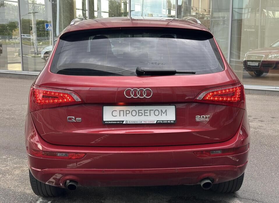 Audi Q5, I (8R) 2.0 AMT (211 л.с.) 4WD