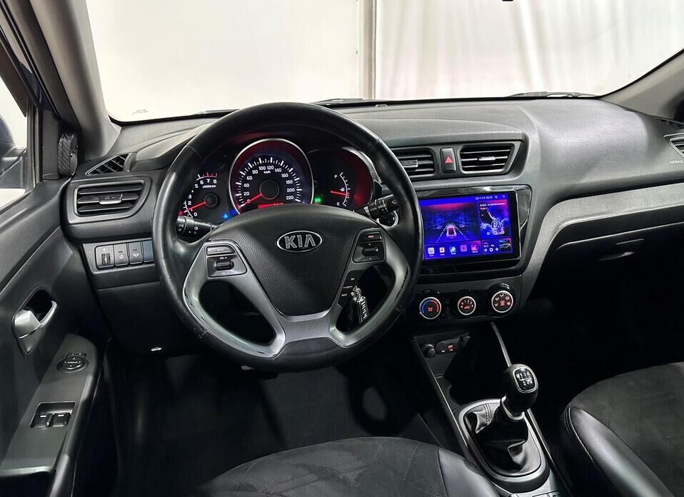 Kia Rio, III Рестайлинг 1.6 MT (123 л.с.)