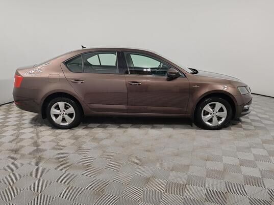Skoda Octavia, 2018&nbsp;г., 216&nbsp;373&nbsp;км