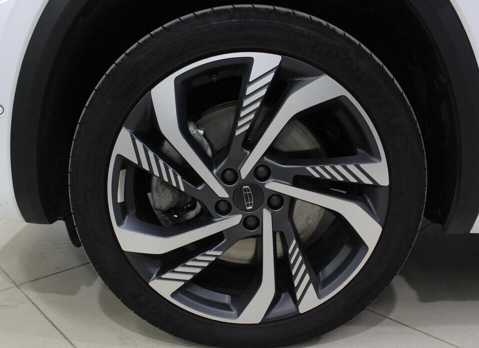 Geely Monjaro, I 2.0 AT (238 л.с.) 4WD